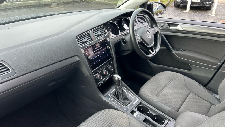 Volkswagen Golf 1.5 TSI EVO SE [Nav] 5dr DSG Petrol Hatchback